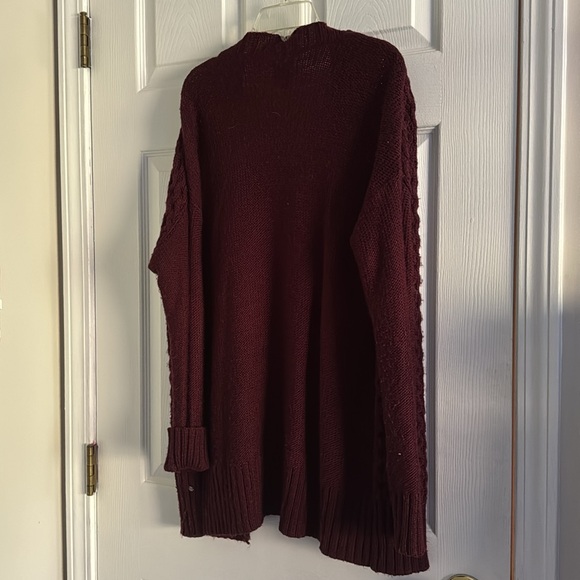 American Eagle Cardigan - Picture 8 of 9